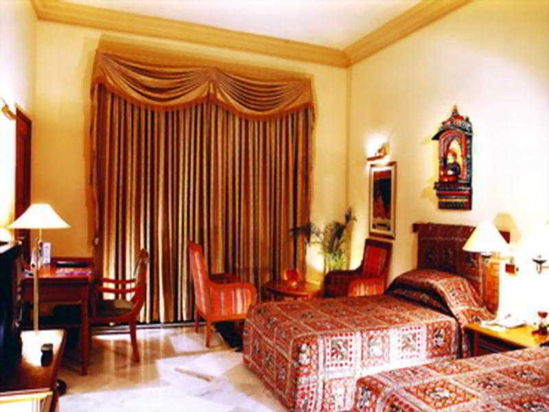 The Ummed Jodhpur Palace Resort & Spa Стая снимка